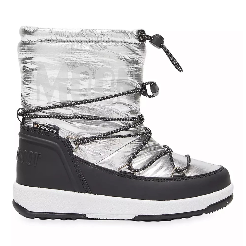 Brand New Moon Boots Jr Size 5